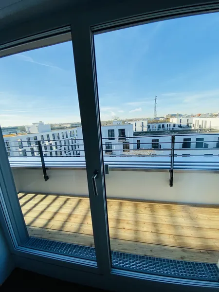 Süd-Dachterrasse - sehr helle voll möblierte Wohnung mit EBK! — photo 1
